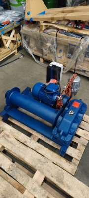 Лебедка монтажная У5120.60 г/п 630 кг Н-130 м (без каната) по ценам производителя в Москве с доставкой по всей России