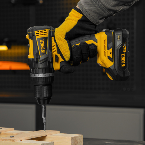 Дрель-шуруповерт аккумуляторная ударная бесщет CIDB-IB-18-02, Li-Ion, 18 В, 2 акк. Denzel по ценам производителя в Москве с доставкой по всей России