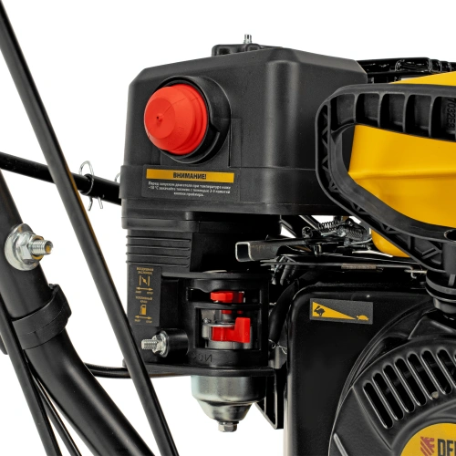 Гибридная снегоуборочная машина с функц. подметания SWB-600, 212 сс, руч. старт, 2 насадки Denzel по ценам производителя в Москве с доставкой по всей России