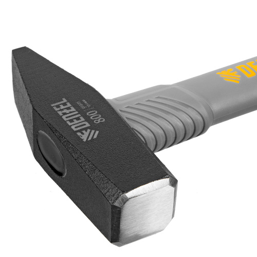 Молоток слесарный, 800 г, кованый, фибергласовая рукоятка c TPR покрытием Denzel по ценам производителя в Москве с доставкой по всей России