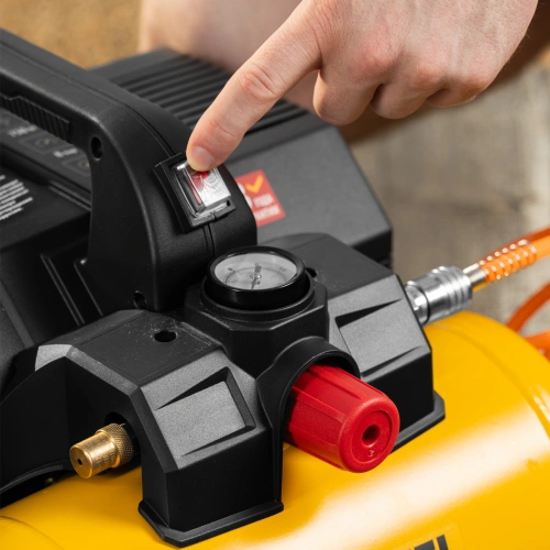 Компрессор  DLS750/6 безмасляный малошумный 750 Вт, 140 л/мин,ресивер 6 л Denzel по ценам производителя в Москве с доставкой по всей России