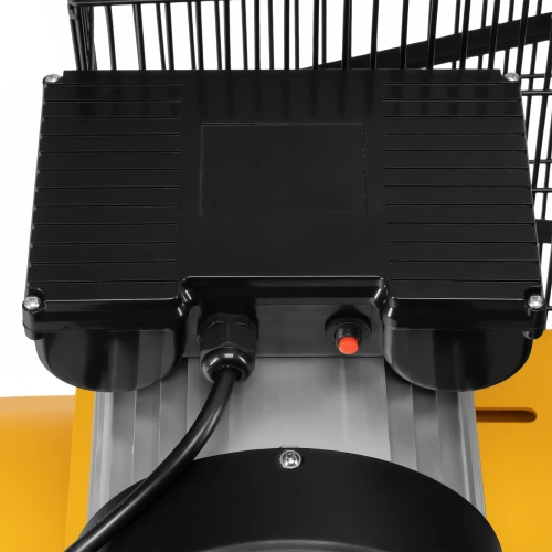 Компрессор воздушный BCV2200/100, ременный привод, 2.2 кВт, 100 литров, 370 л/мин Denzel по ценам производителя в Москве с доставкой по всей России