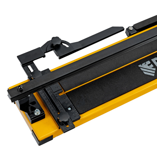 Плиткорез рельсовый 1200х16мм, каретка на подш., стальная станина, усил. рукоятка-пенал Denzel по ценам производителя в Москве с доставкой по всей России
