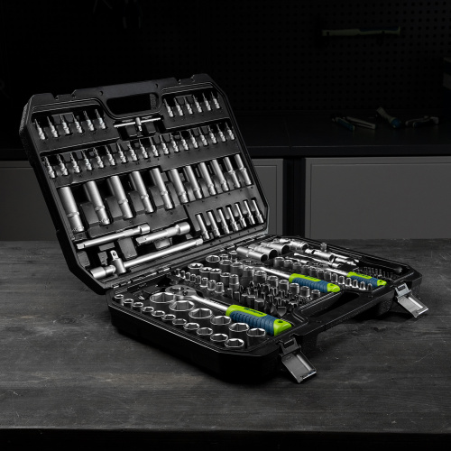 Набор инструментов, 1/2", 3/8", 1/4", пластиковый кейс 172 предм. Сибртех по ценам производителя в Москве с доставкой по всей России