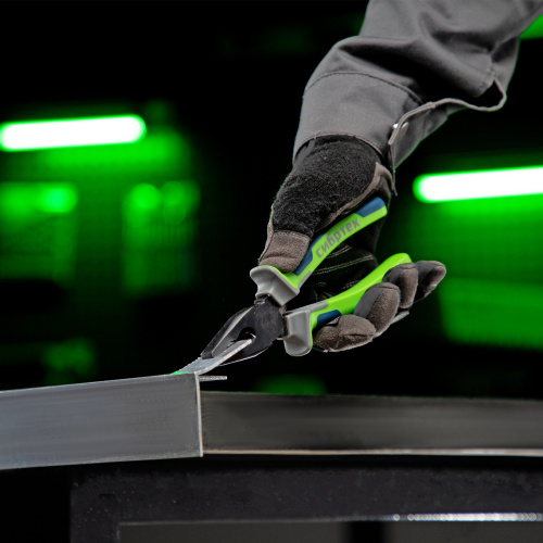 Плоскогубцы комбинированные, 180 мм, фосфатирование, трехкомпонентные рукоятки Сибртех по ценам производителя в Москве с доставкой по всей России