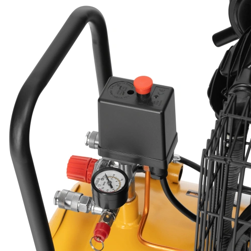 Компрессор воздушный BCV2200/100, ременный привод, 2.2 кВт, 100 литров, 370 л/мин Denzel по ценам производителя в Москве с доставкой по всей России