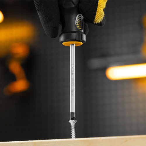 Отвертка, PZ1x75 мм, S2, 3к рукоятка Denzel по ценам производителя в Москве с доставкой по всей России