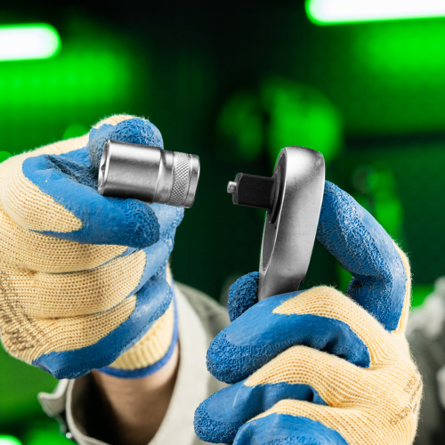 Ключ-трещотка 1/2", 45 зубьев, с быстрым сбросом, матовый хром Сибртех по ценам производителя в Москве с доставкой по всей России