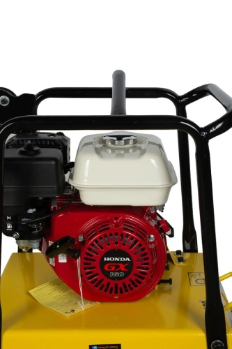 Виброплита 95 кг, 20кН (Honda) без бака TOR C-100 по ценам производителя в Москве с доставкой по всей России