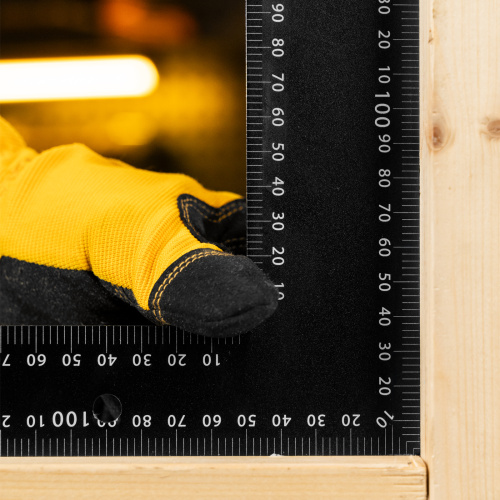 Угольник, 400 х 600 мм, алюминиевый, лазерная гравировка Denzel по ценам производителя в Москве с доставкой по всей России