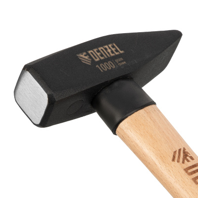 Молоток слесарный, 1000 г, кованый квадратный боек, буковая рукоятка Denzel по ценам производителя в Москве с доставкой по всей России