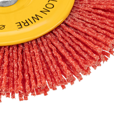 Щетка для дрели, 100 мм, Плоская, со шпилькой, нейлоновая щетина Denzel по ценам производителя в Москве с доставкой по всей России