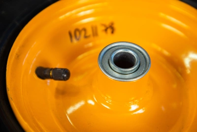 Колесо пневматическое резиновое 330 мм 13x4.00-6 по ценам производителя в Москве с доставкой по всей России