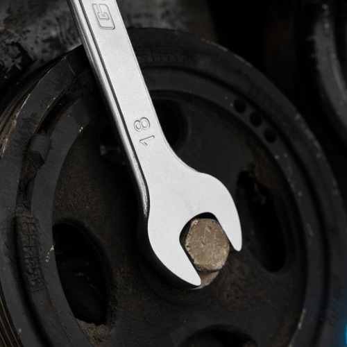 Ключ комбинированный трещоточный, 18 мм, количество зубьев 100 Gross по ценам производителя в Москве с доставкой по всей России