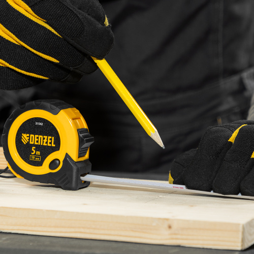 Рулетка 5м х 19мм, двухкомп. корпус, кнопка-пауза Denzel по ценам производителя в Москве с доставкой по всей России