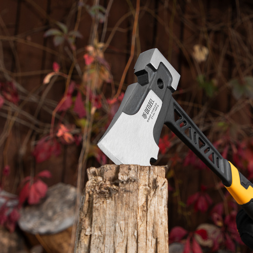 Топор цельнокованый 600 г, двухкомпонентная обрезиненная рукоятка Denzel по ценам производителя в Москве с доставкой по всей России