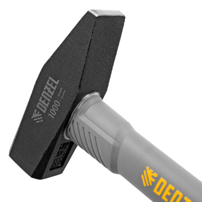 Молоток слесарный, 1000 г, кованый, фибергласовая рукоятка c TPR покрытием Denzel по ценам производителя в Москве с доставкой по всей России