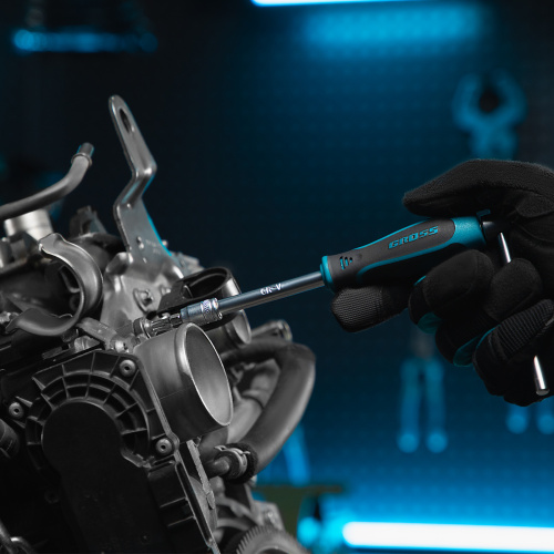 Набор инструментов, 1/4", 1/2", CrV, 120 зубьев, 109 предметов Gross по ценам производителя в Москве с доставкой по всей России