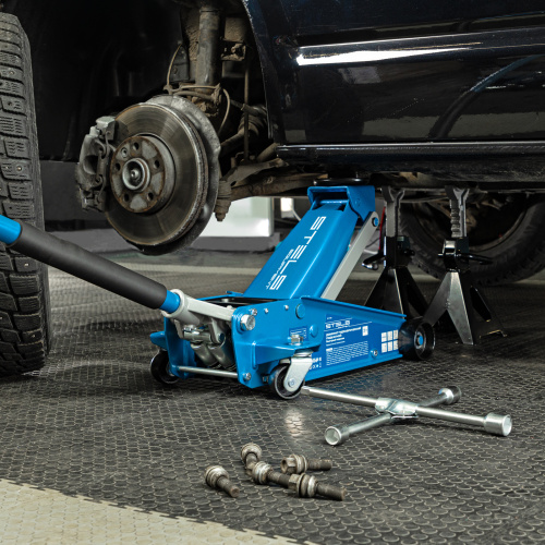 Домкрат гидравлический подкатной, 3 т, 120-450 мм, быстрый подъем, проф. Stels по ценам производителя в Москве с доставкой по всей России