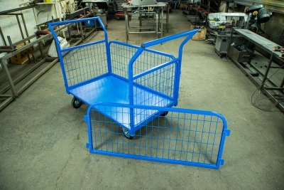 Тележка платформенная TOR ТП-3С (700х1200) с бортами из сетки и двумя ручками (колеса 160 мм) по ценам производителя в Москве с доставкой по всей России