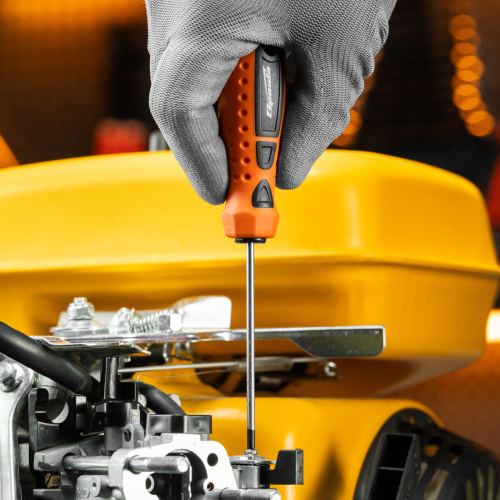 Набор отверток "Point", CrV, двухкомпонентные рукоятки, 6 шт, Sparta по ценам производителя в Москве с доставкой по всей России