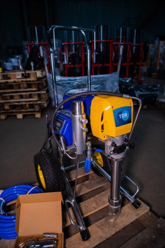 Окрасочный аппарат поршневой 320 бар, 3 кВт,  220 В TOR GD-1095 по ценам производителя в Москве с доставкой по всей России