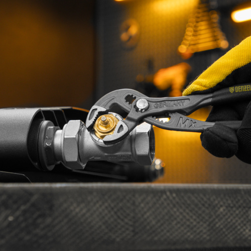 Клещи переставные, кнопочный механизм, обливные рукоятки, 180 мм Denzel по ценам производителя в Москве с доставкой по всей России