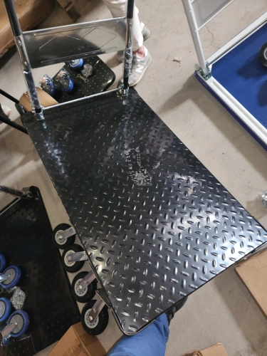 Тележка платформенная 950 кг TOR PH950 (1100х650) со складной ручкой (резиновые колеса 150 мм) по ценам производителя в Москве с доставкой по всей России