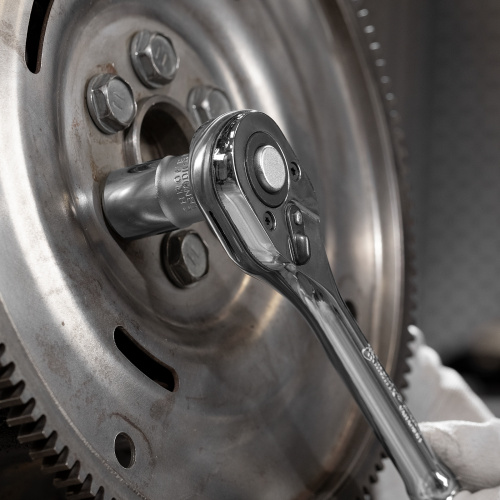 Набор торцевых головок, 1/2", головки 10 - 24 мм, с трещот. ключом, 12 предметов Matrix по ценам производителя в Москве с доставкой по всей России