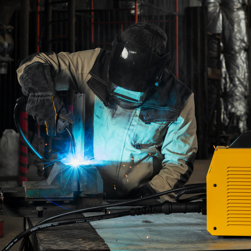 Аппарат инвертор. полуавтомат. cварки IMIG-200, 200 А, ПВ 60%, катушка 5 кг Denzel по ценам производителя в Москве с доставкой по всей России