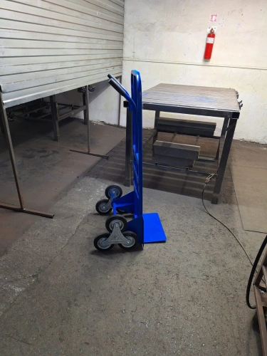 Тележка грузовая для лестниц TOR КГ-200ПЛ г/п 200 кг (трехколесный блок) по ценам производителя в Москве с доставкой по всей России