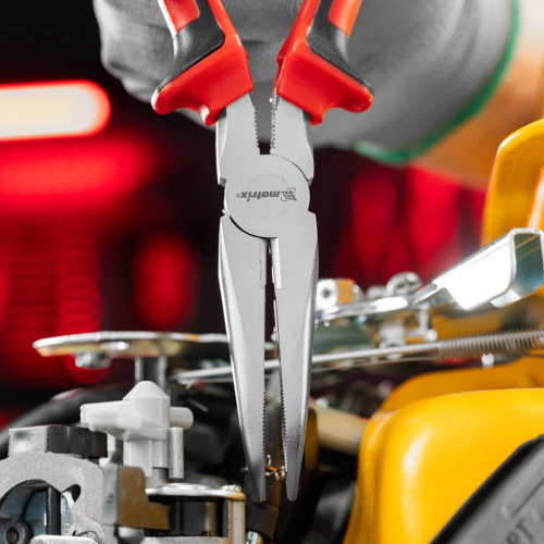 Длинногубцы изогнутые Nickel, 180 мм, никелированные, двухкомпонентные рукоятки Matrix по ценам производителя в Москве с доставкой по всей России