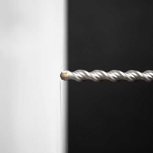 Бур по бетону, двойная спираль, три пылеотводящие кромки, 14 x 210 мм DENZEL по ценам производителя в Москве с доставкой по всей России