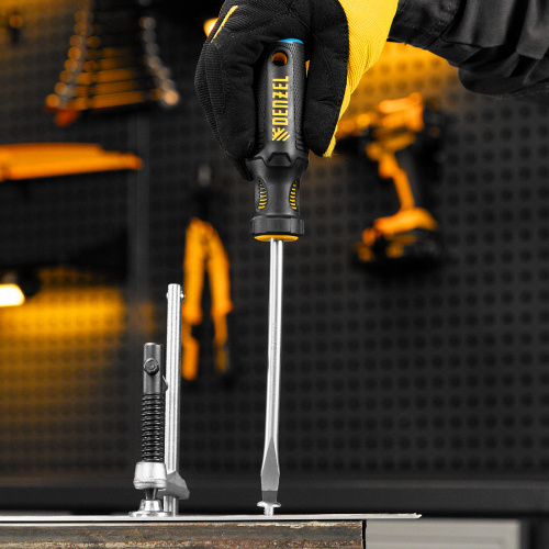 Отвертка, SL8x150 мм, S2, 3к рукоятка Denzel по ценам производителя в Москве с доставкой по всей России