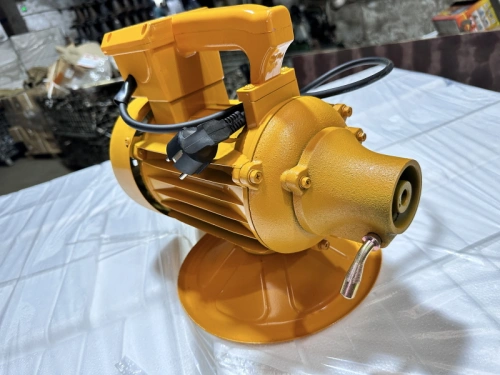 Электропривод глубинного вибратора для бетона 2,2 кВт TOR ZN70-C по ценам производителя в Москве с доставкой по всей России