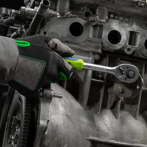 Набор инструментов, 1/2", 3/8", 1/4", пластиковый кейс 215 предм. Сибртех по ценам производителя в Москве с доставкой по всей России